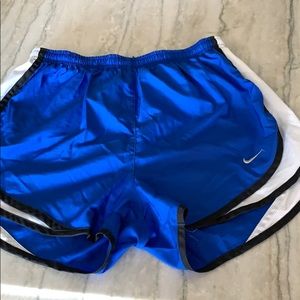 Nike shorts size small